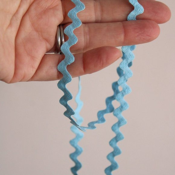 Vintage 1960s Ric Rac Trim, Blue / 5mm wide, 5 yards / Sewing  Supply - Picture 7 of 10
